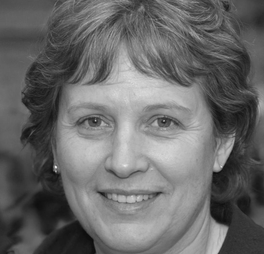 Teilnehmerin mit beruflicher Erfahrung im Finanzbereich